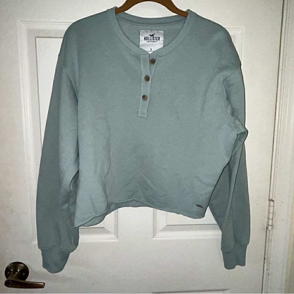 Hollister 1/4 Button Front Long Sleeve Sweatshirt Top